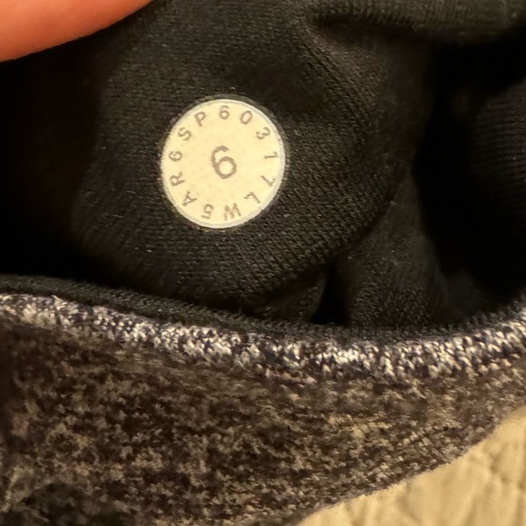 Lululemon • Wunder Under Low-Rise Tight 28” - Picture 3 of 5